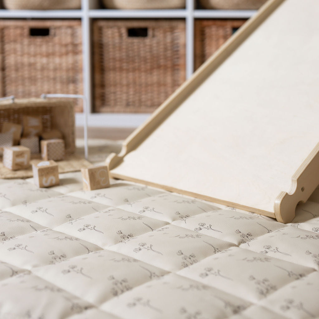 Quilted Leather Play Mat 'Sweet-Pea Vintage Floral'