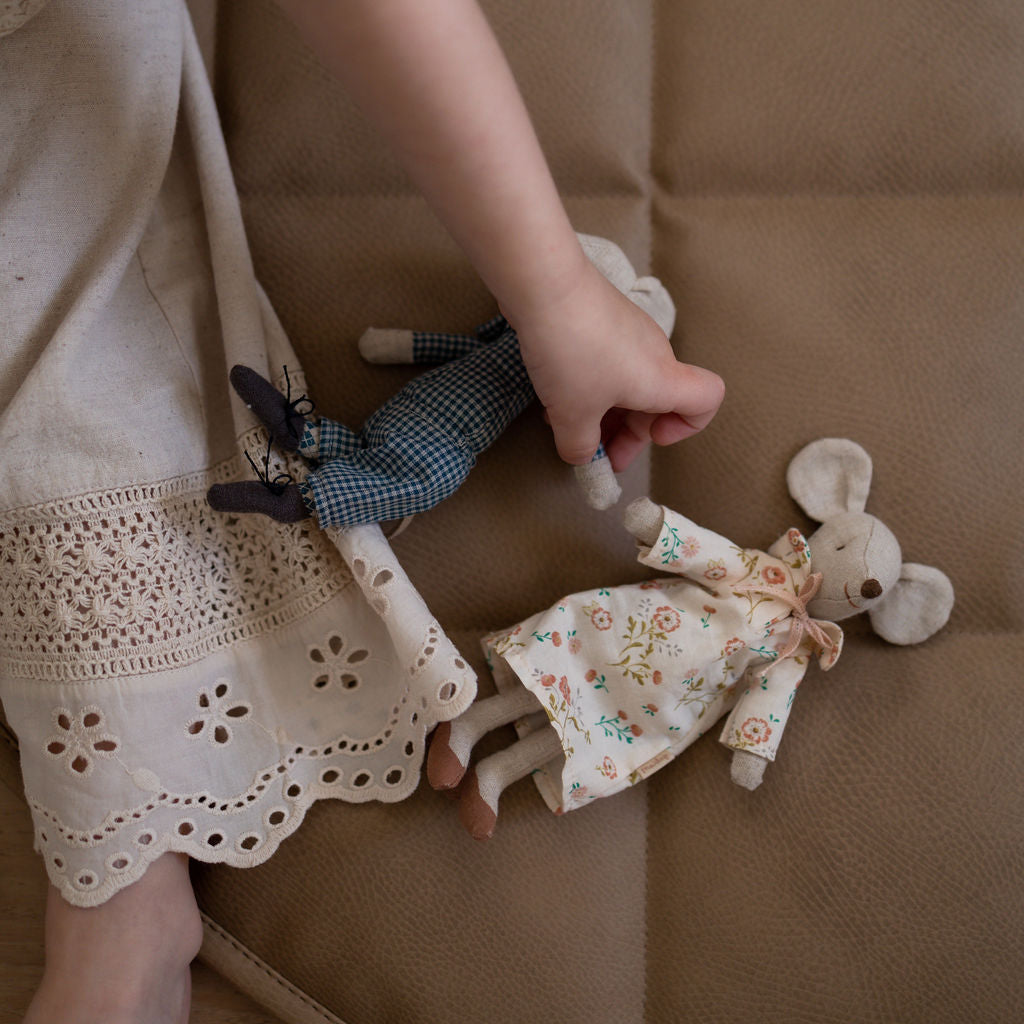 Quilted Leather Play Mat 'Fawn'