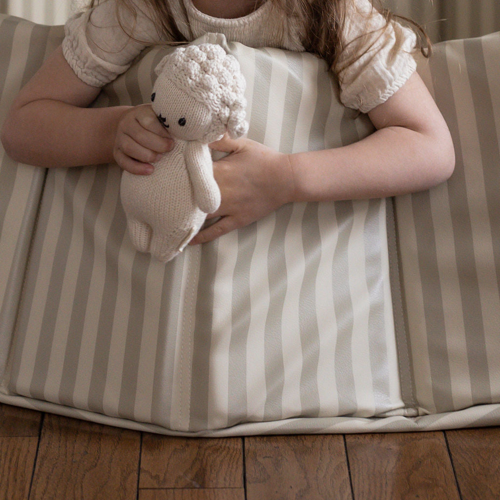 Leather Ball Pit 'Fog Stripe'