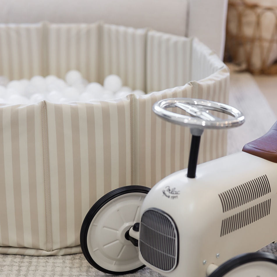 Leather Ball Pit 'Linen Stripe'