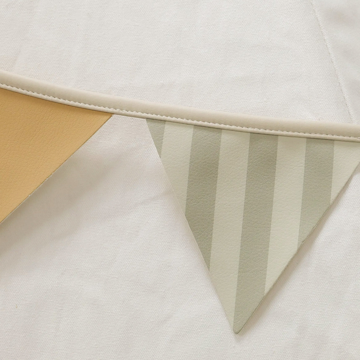 Bunting Banner 'Fog Stripe'