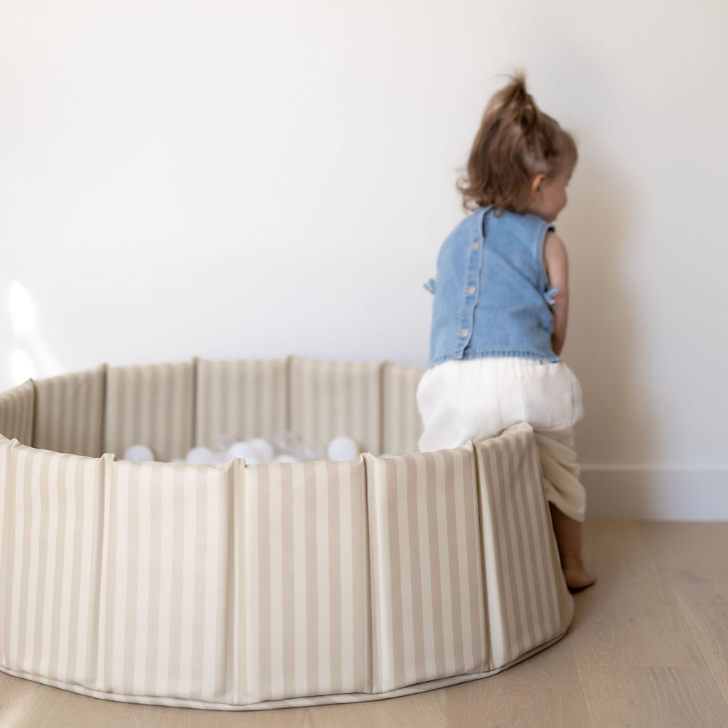 Leather Ball Pit 'Linen Stripe'