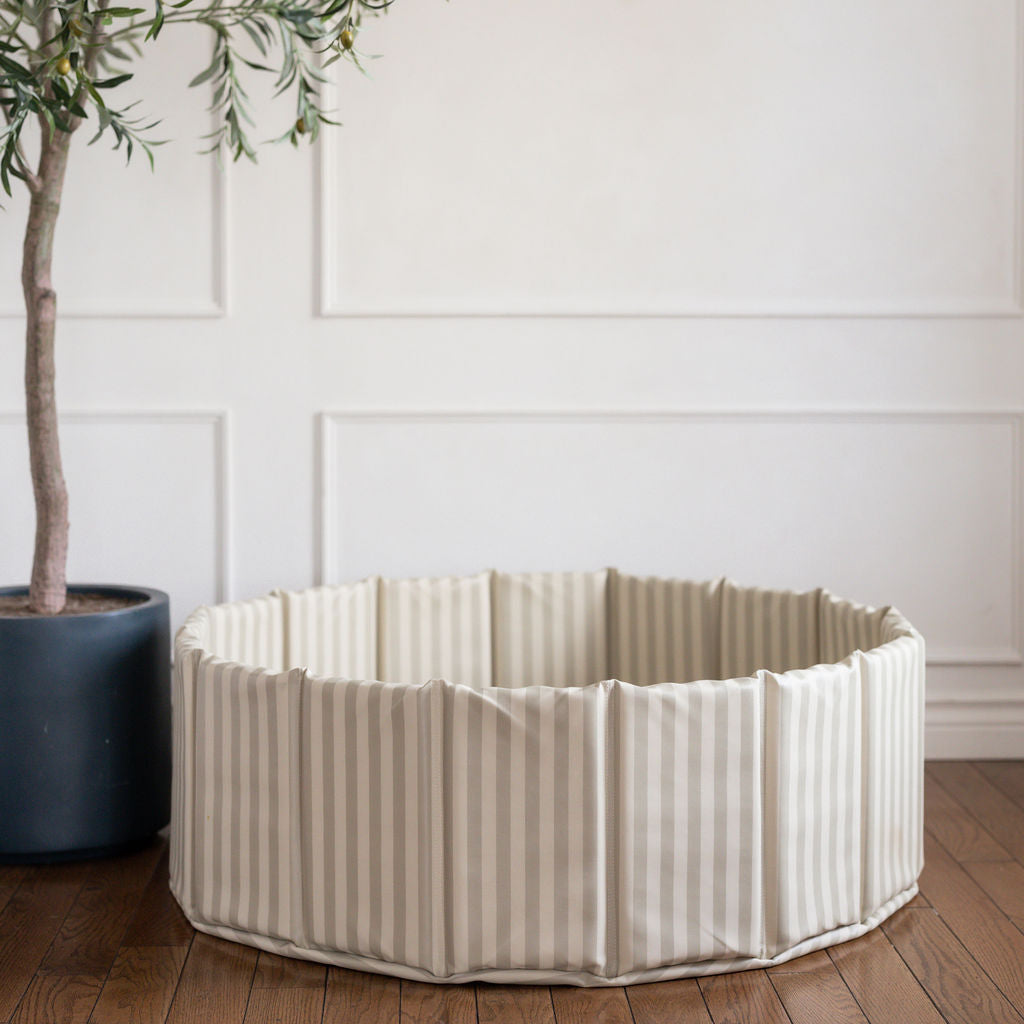 Leather Ball Pit 'Fog Stripe'