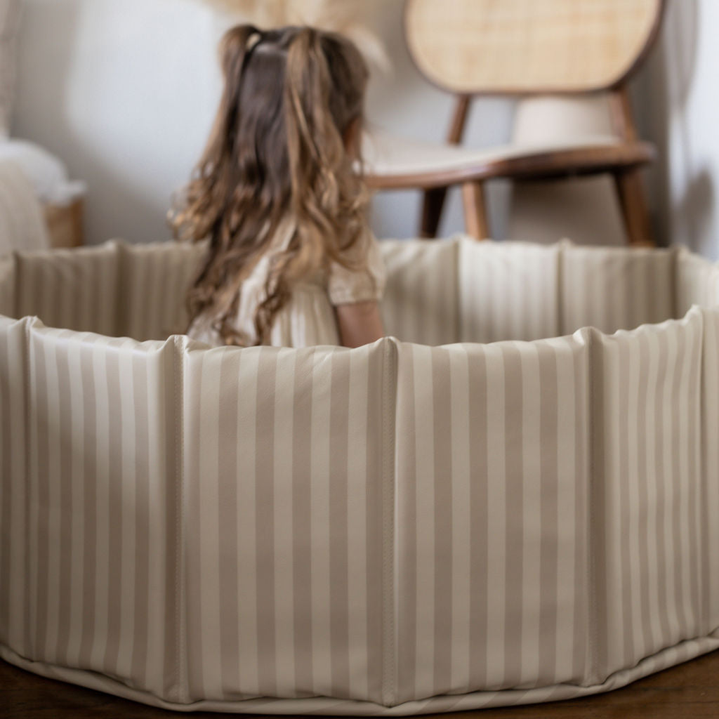 Leather Ball Pit 'Linen Stripe'