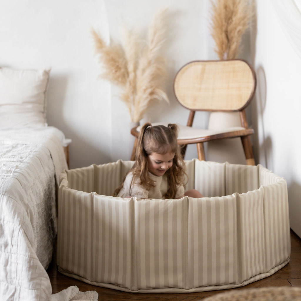 Leather Ball Pit 'Linen Stripe'